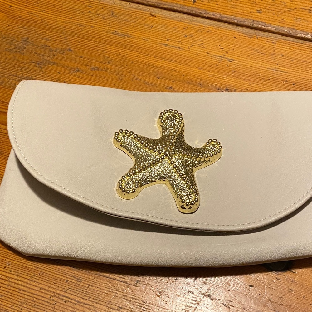 Mud Pie Cream Clutch with Gold Starfish Accent